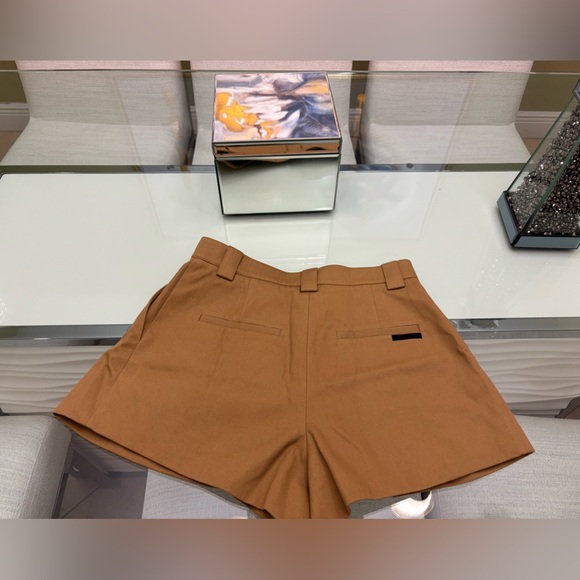 Authentic Alexander Wang High Waisted Flared Shorts - Picture 6 of 9